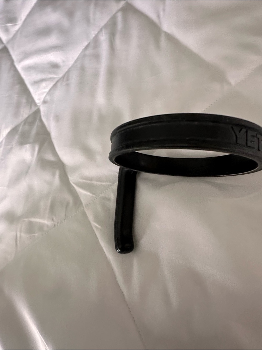 Yeti Black Clip-On Cup Handle Accessory